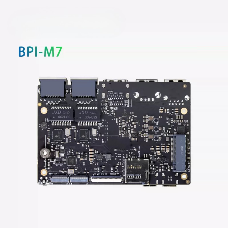 لوحة التطوير BananaPi BPI-M7 ب - مراجعة Rockchip Rk3588 Development Board وسعره